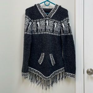 Alpaca tunic sweater hoodie with pocket